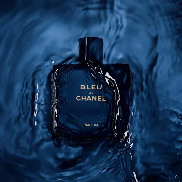 عطر بلوشنل در آب